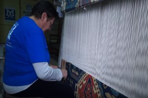 Carpet weaving